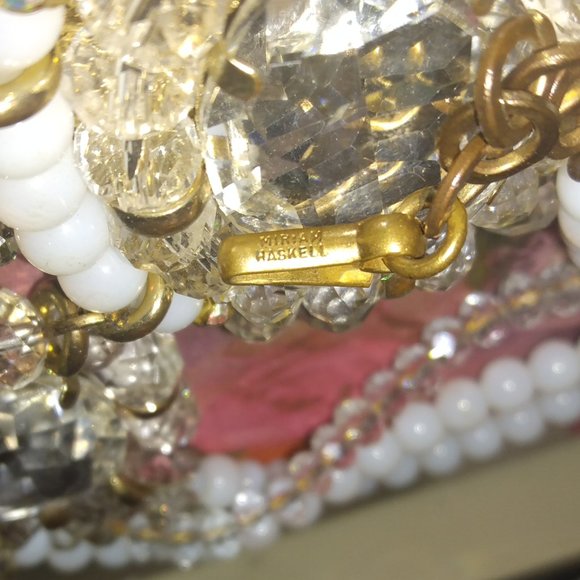 ❤️Massive MIRIAM HASKELL Statement Necklace Signed Milk Glass / Crystal - Picture 6 of 7